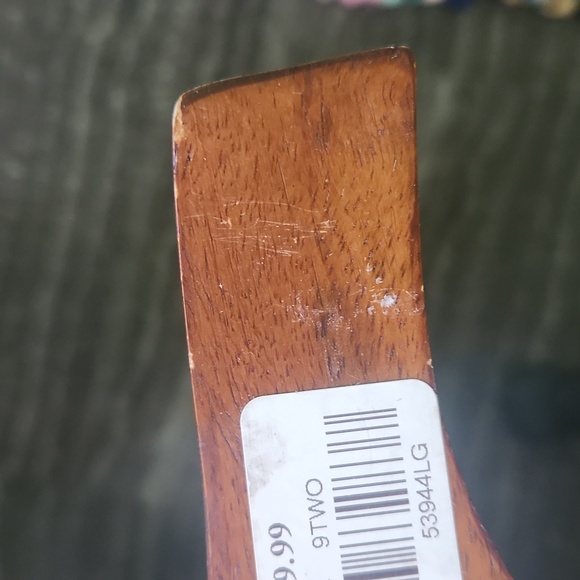 NEW wooden feather cutting board centerpiece - Picture 8 of 8